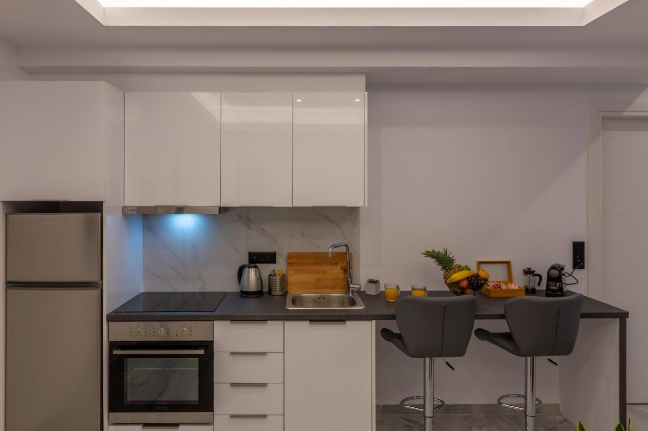 Mandevilia Suites เอเธนส์ ภายนอก รูปภาพ